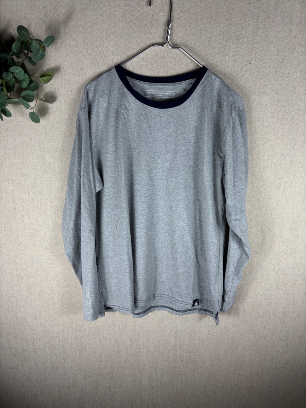 The White Company > Gray Long Sleeve Crew Neck Shirt Medium
